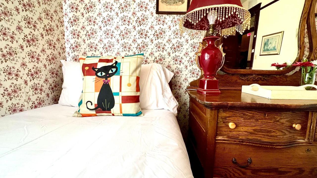 Hotel La More At The Bisbee Inn Bagian luar foto