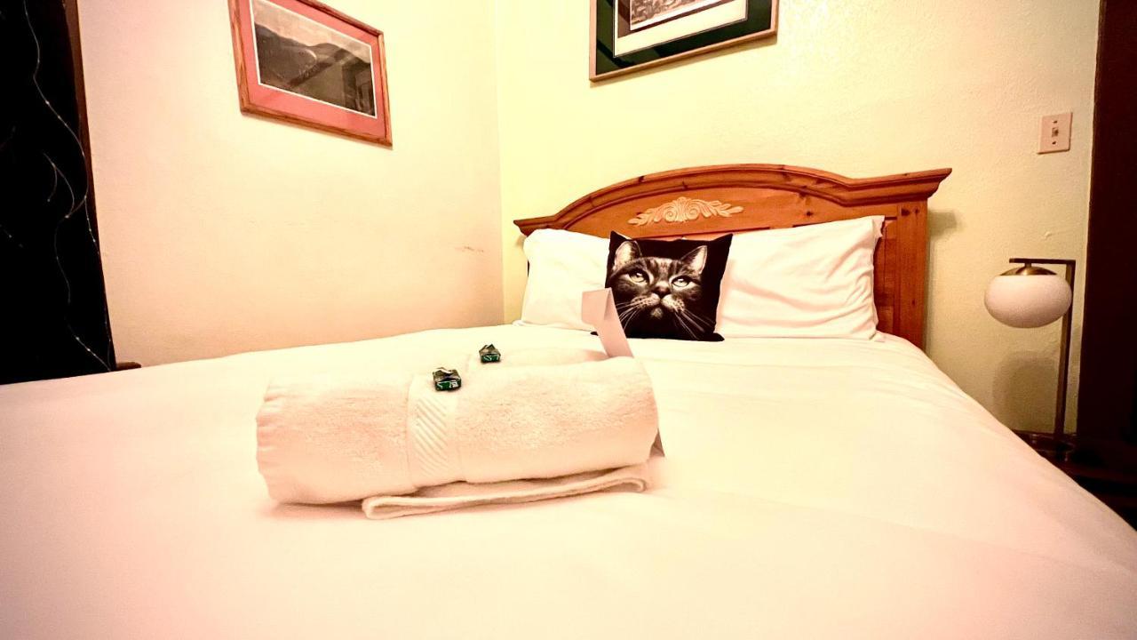 Hotel La More At The Bisbee Inn Bagian luar foto